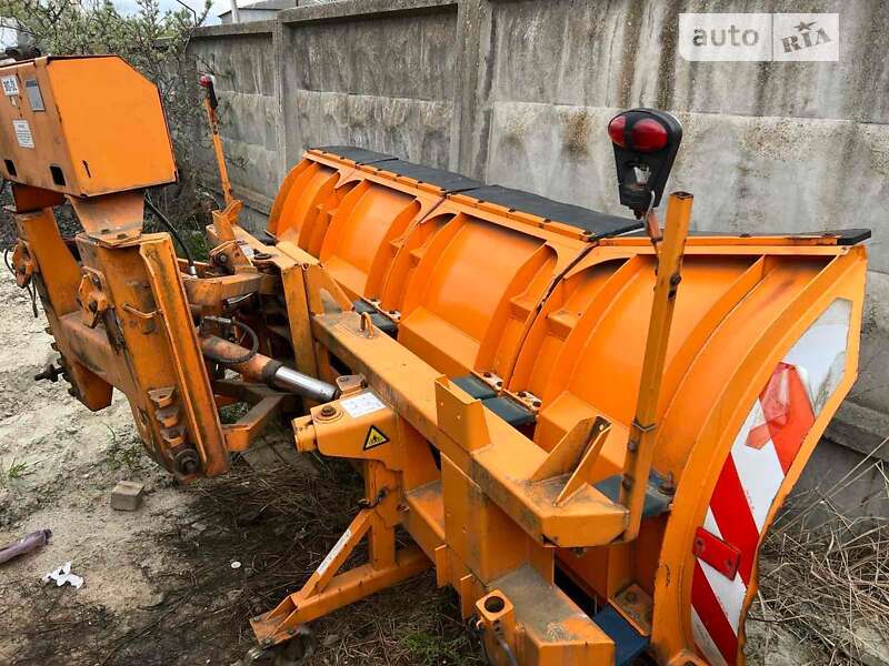 Снегоуборочная машина SCHMIDT PS 2011 в Львове