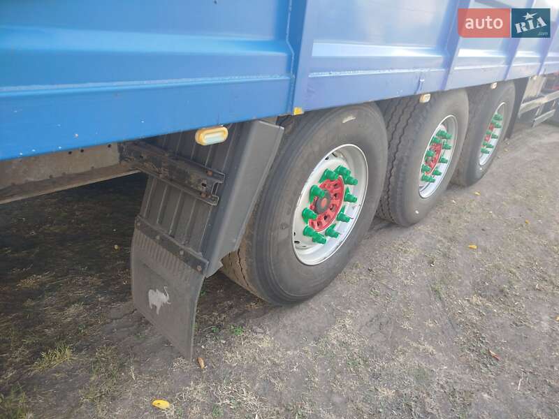Зерновоз - полуприцеп SCHMIDT SPR 2003 в Оржице