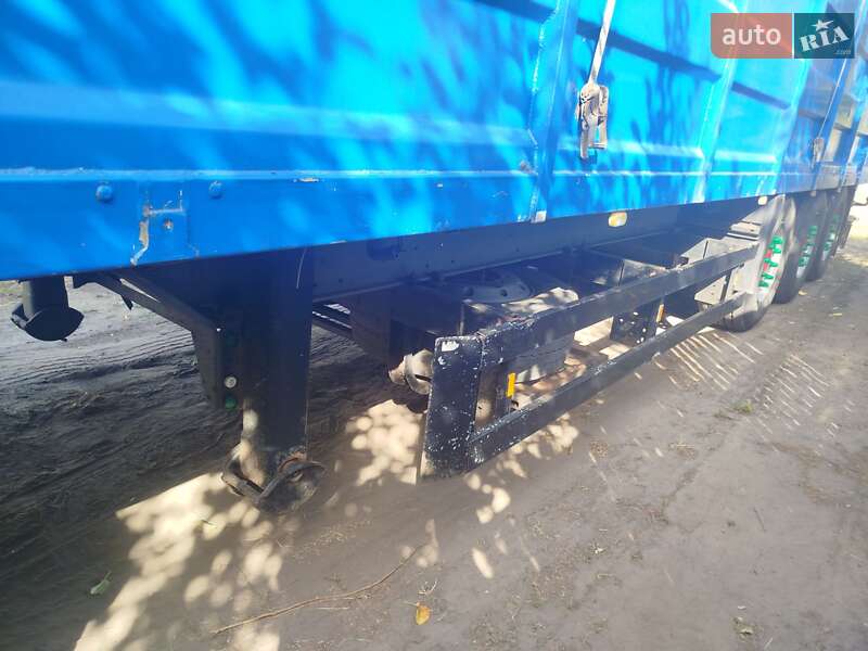 Зерновоз - полуприцеп SCHMIDT SPR 2003 в Оржице