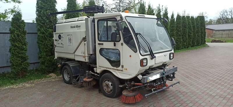 Прибирально-поливальні автомобілі SCHMIDT Swingo 2005 в Луцьку