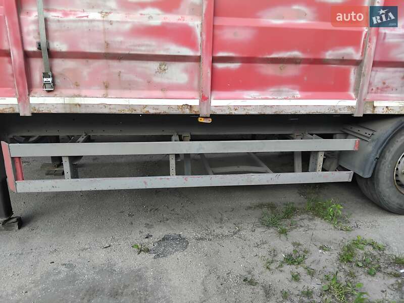 Бортовой полуприцеп Schmitz Cargobull AWF 18 2007 в Кропивницком