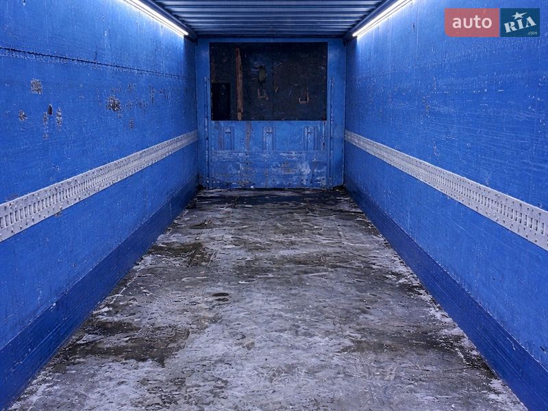 Schmitz Cargobull BWP 2011