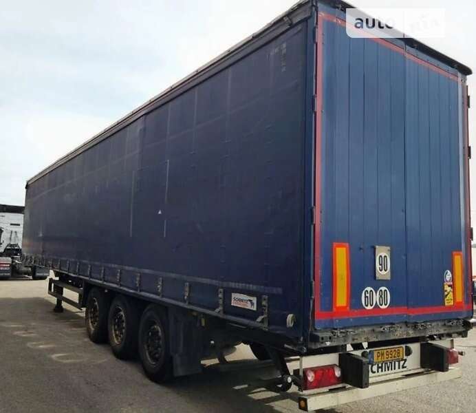 Тентованный борт (штора) - полуприцеп Schmitz Cargobull Cargobull 2012 в 