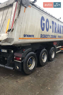 Самосвал полуприцеп Schmitz Cargobull Cargobull 2003 в Полонном