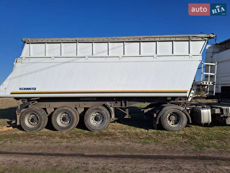 Зерновоз - полуприцеп Schmitz Cargobull Cargobull 2008 в Лохвице