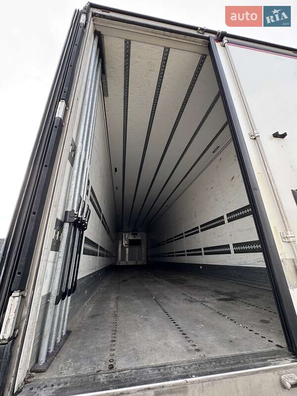 Рефрижератор напівпричіп Schmitz Cargobull Cargobull 2014 в Києві