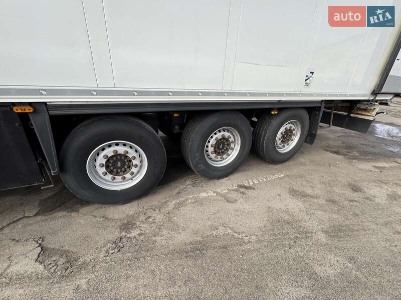 Рефрижератор напівпричіп Schmitz Cargobull Cargobull 2014 в Києві