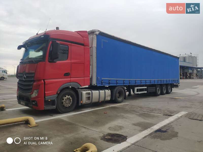 Тентованный борт (штора) - полуприцеп Schmitz Cargobull Cargobull 2006 в Стрые