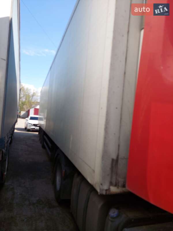 Рефрижератор напівпричіп Schmitz Cargobull Cargobull 2009 в Дніпрі