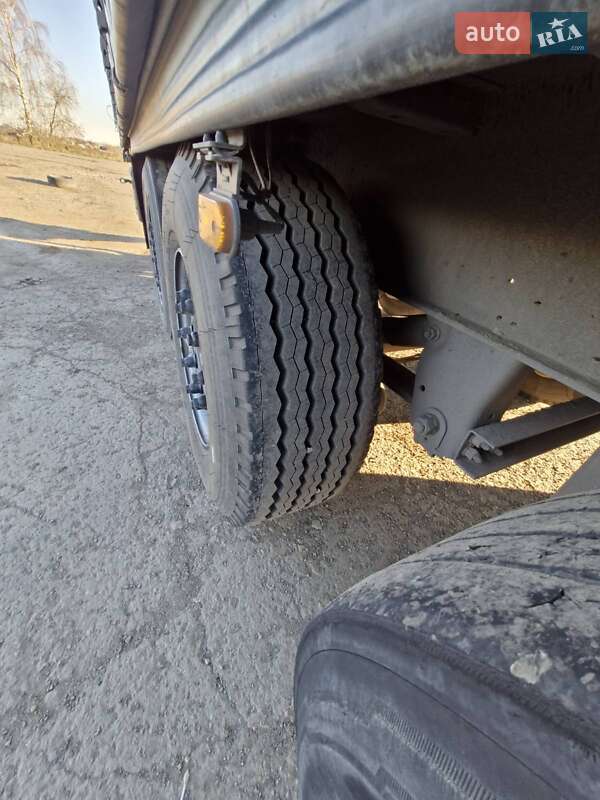 Тентований борт (штора) - напівпричіп Schmitz Cargobull Cargobull 2013 в Івано-Франківську