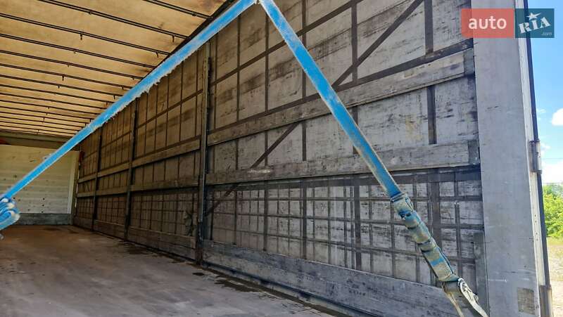 Тентований борт (штора) - напівпричіп Schmitz Cargobull Cargobull 2013 в Івано-Франківську