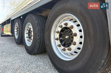 Изотермическая будка Schmitz Cargobull Cargobull 2012 в 
