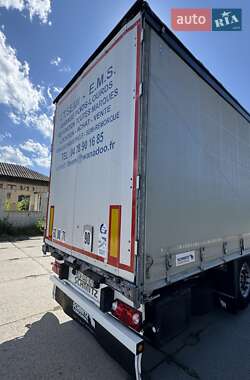 Тентованный борт (штора) - полуприцеп Schmitz Cargobull Cargobull 2013 в 