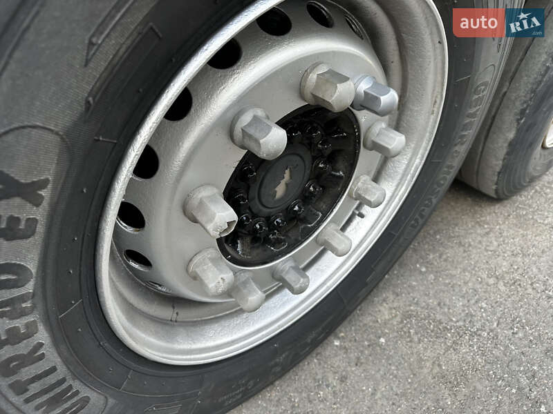 Тентованный борт (штора) - полуприцеп Schmitz Cargobull Cargobull 2011 в Умани