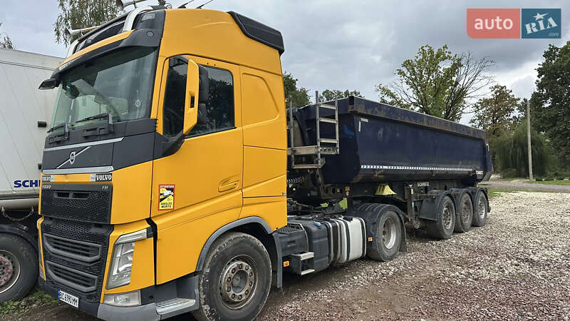 Самоскид напівпричіп Schmitz Cargobull Cargobull 2010 в Стрию