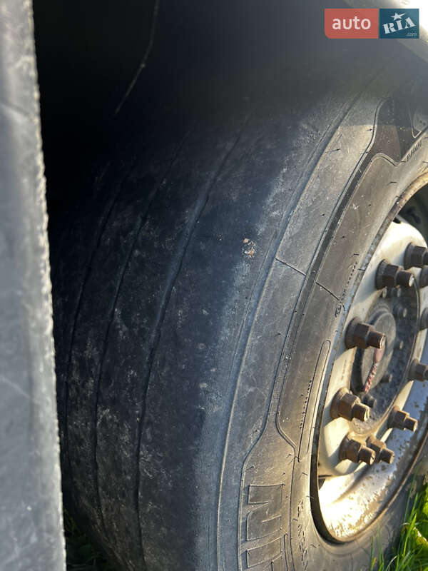 Бортовой полуприцеп Schmitz Cargobull Cargobull 2014 в Львове