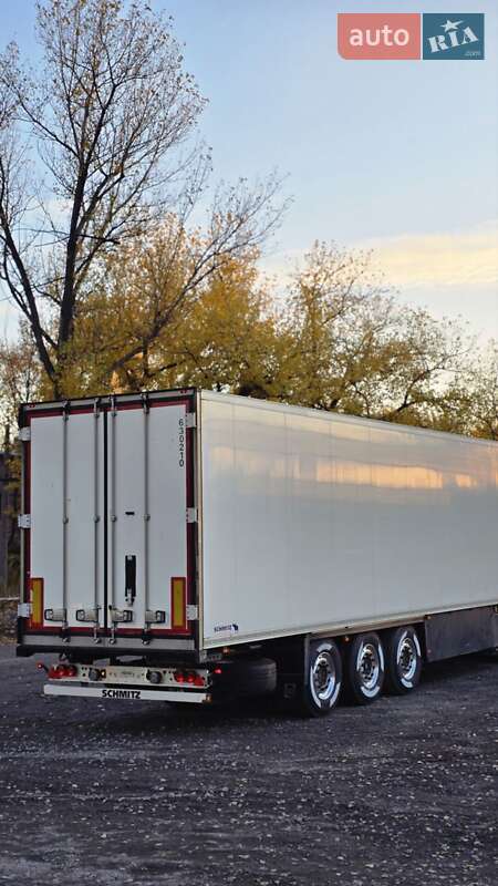 Рефрижератор напівпричіп Schmitz Cargobull Cargobull 2015 в Кам'янському