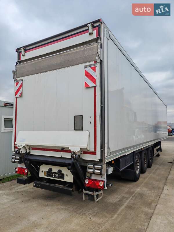 Тентованный борт (штора) - полуприцеп Schmitz Cargobull Cargobull 2016 в Луцке фото 10 Тентованный борт (штора) - полуприцеп Schmitz Cargobull Cargobull 2016 в Луцке