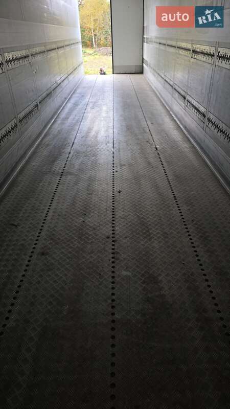 Рефрижератор напівпричіп Schmitz Cargobull Cargobull 2014 в Кам'янському фото 30 Рефрижератор напівпричіп Schmitz Cargobull Cargobull 2014 в Кам'янському