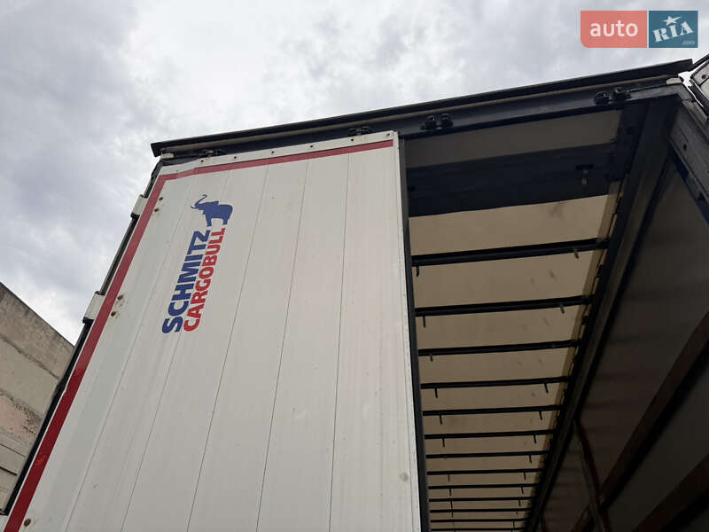Тентованный борт (штора) - полуприцеп Schmitz Cargobull Cargobull 2014 в Львове