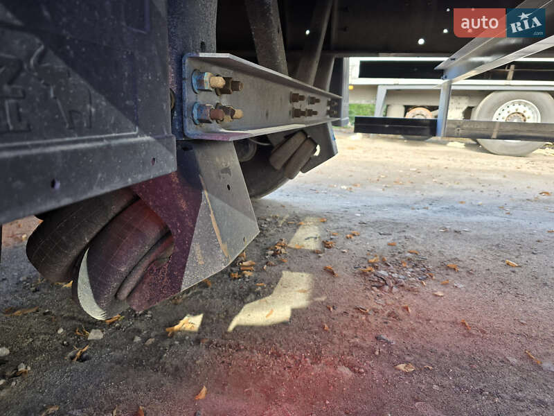 Тентований борт (штора) - напівпричіп Schmitz Cargobull Cargobull 2014 в Львові фото 3 Тентований борт (штора) - напівпричіп Schmitz Cargobull Cargobull 2014 в Львові