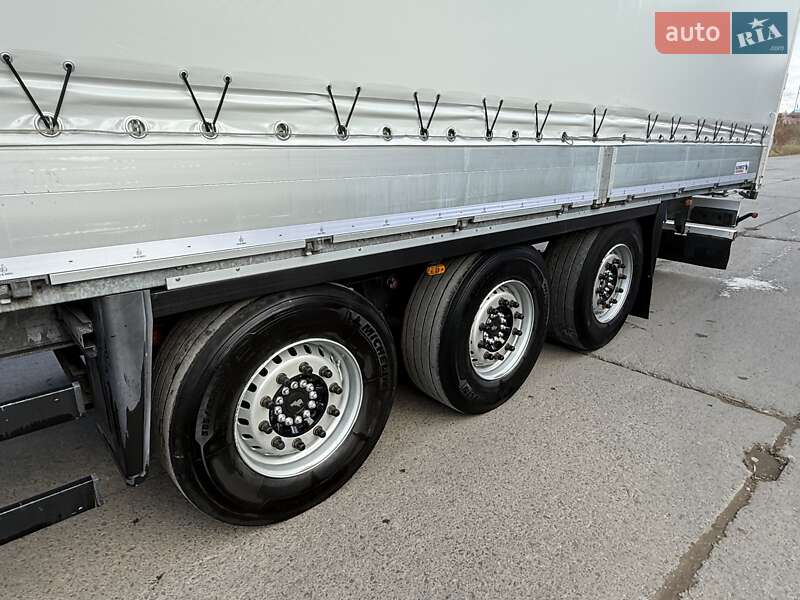 Тентованный борт (штора) - полуприцеп Schmitz Cargobull Cargobull 2012 в Надворной