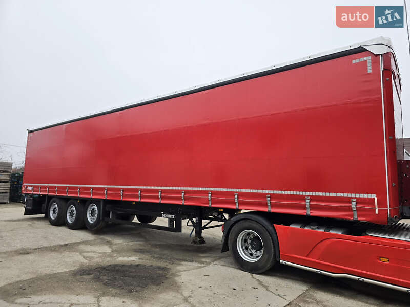 Тентованный борт (штора) - полуприцеп Schmitz Cargobull Cargobull 2015 в Львове фото 3 Тентованный борт (штора) - полуприцеп Schmitz Cargobull Cargobull 2015 в Львове
