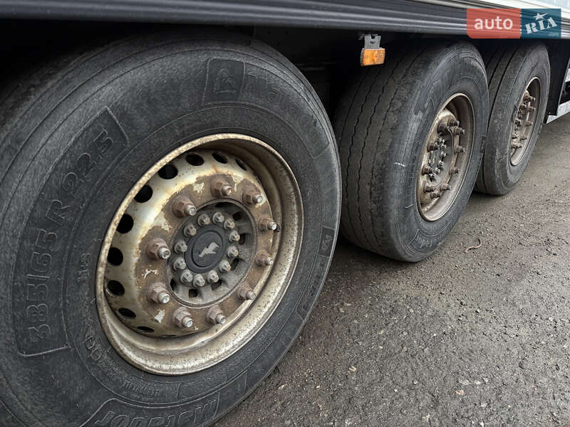 Изотермическая будка Schmitz Cargobull Cargobull 2014 в Киеве