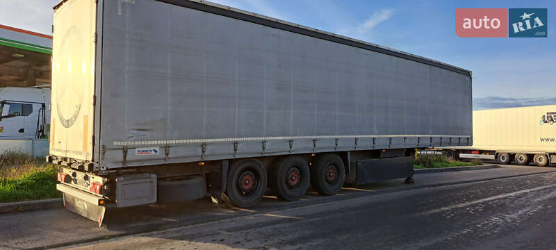 Тентованный борт (штора) - полуприцеп Schmitz Cargobull Cargobull 2011 в Луцке фото Тентованный борт (штора) - полуприцеп Schmitz Cargobull Cargobull 2011 в Луцке
