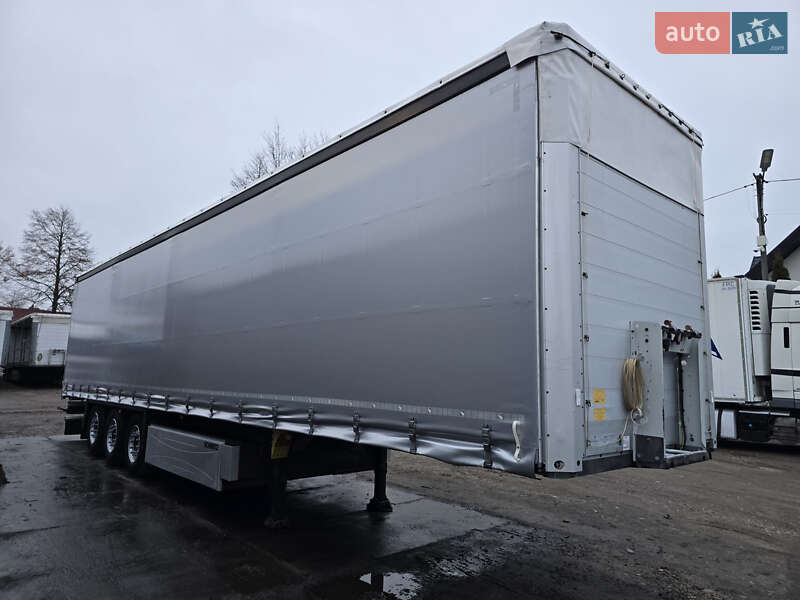 Тентований борт (штора) - напівпричіп Schmitz Cargobull Cargobull 2015 в Львові
