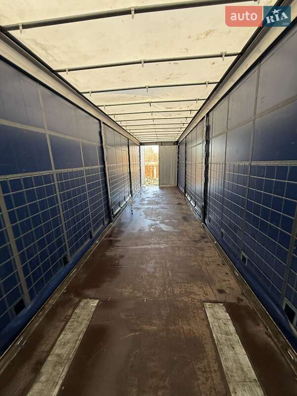 Тентованный борт (штора) - полуприцеп Schmitz Cargobull Cargobull 2015 в Надворной