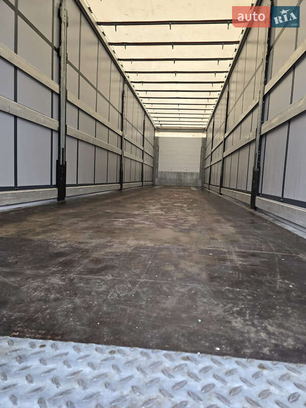 Тентованный борт (штора) - полуприцеп Schmitz Cargobull Cargobull 2016 в Львове