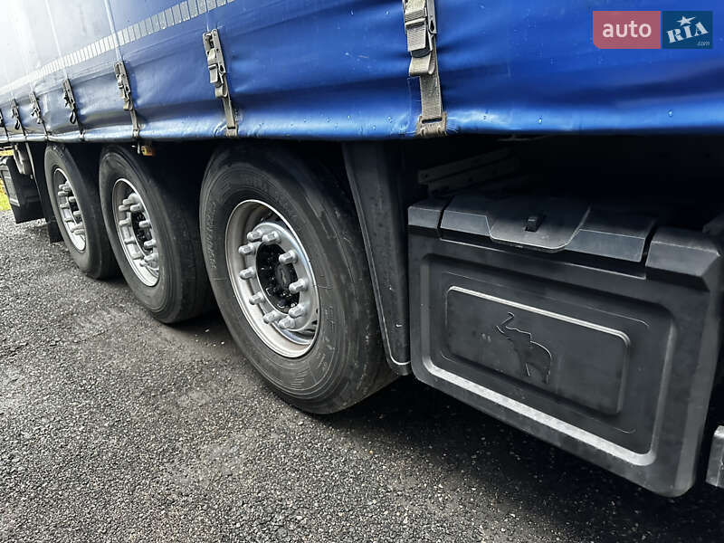 Тентованный борт (штора) - полуприцеп Schmitz Cargobull Cargobull 2011 в Умани фото 8 Тентованный борт (штора) - полуприцеп Schmitz Cargobull Cargobull 2011 в Умани