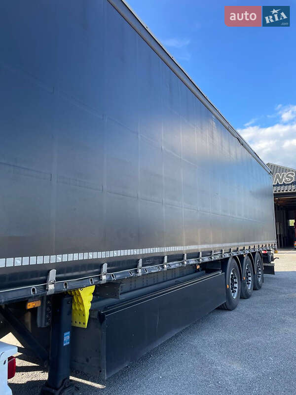 Тентований борт (штора) - напівпричіп Schmitz Cargobull Cargobull 2016 в Іршаві