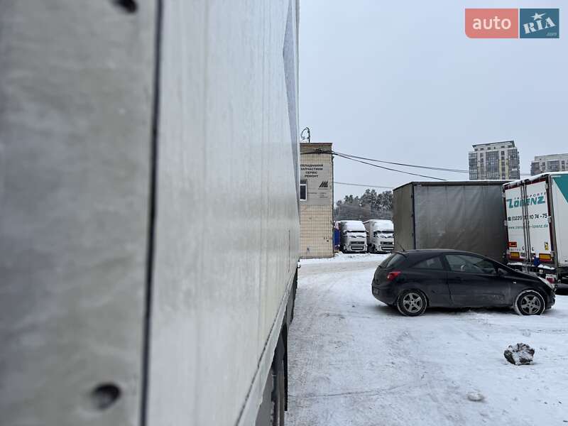 Рефрижератор Schmitz Cargobull Cargobull 2015 в Киеве