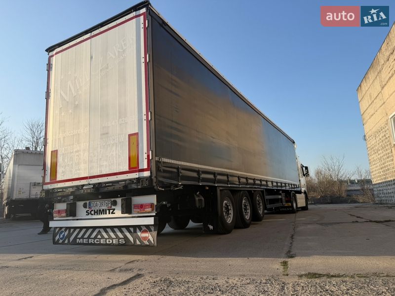 Тентованный борт (штора) - полуприцеп Schmitz Cargobull Cargobull 2013 в Львове