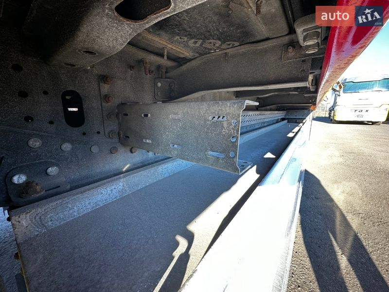 Тентованный борт (штора) - полуприцеп Schmitz Cargobull Cargobull 2017 в Умани