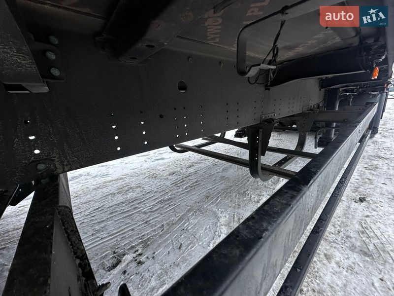 Тентованный борт (штора) - полуприцеп Schmitz Cargobull Cargobull 2015 в Умани