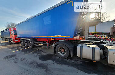 Зерновоз - напівпричіп Schmitz Cargobull Gotha 2008 в Іршаві