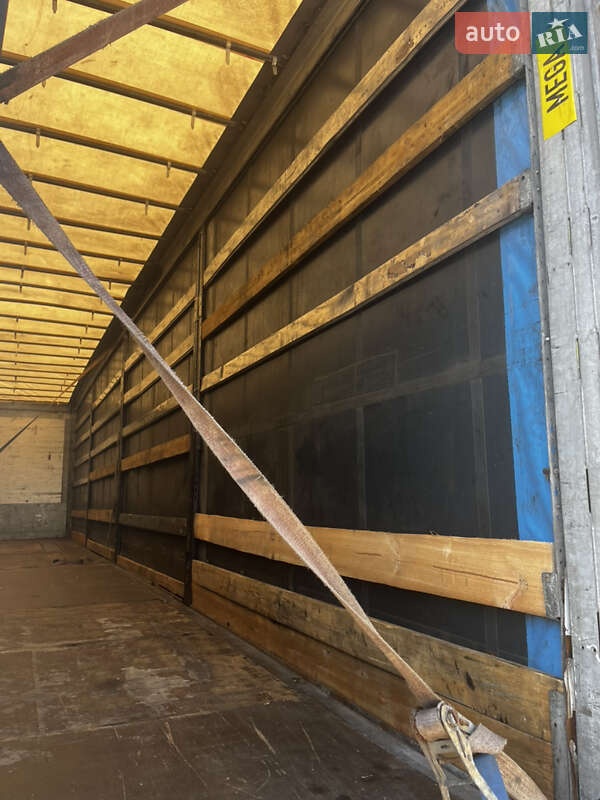 Тентований борт (штора) - напівпричіп Schmitz Cargobull Mega 2008 в Луцьку