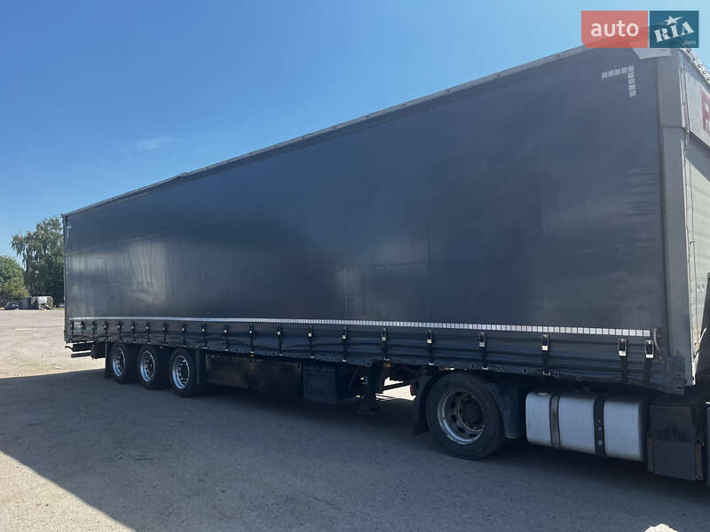 Тентований борт (штора) - напівпричіп Schmitz Cargobull Mega 2008 в Луцьку