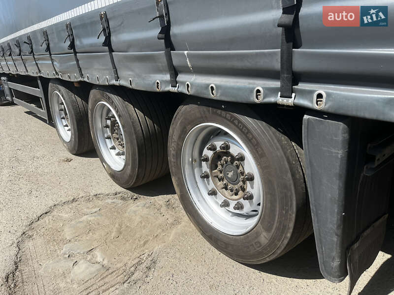 Тентований борт (штора) - напівпричіп Schmitz Cargobull Mega 2008 в Луцьку
