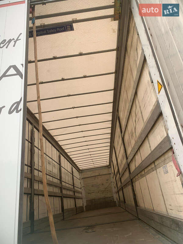 Тентованный борт (штора) - полуприцеп Schmitz Cargobull Mega 2017 в Луцке
