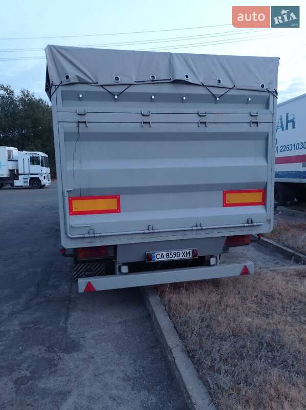 Бортовой полуприцеп Schmitz Cargobull S01 2000 в Черкассах