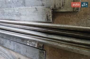 Бортовой полуприцеп Schmitz Cargobull S01 2010 в 