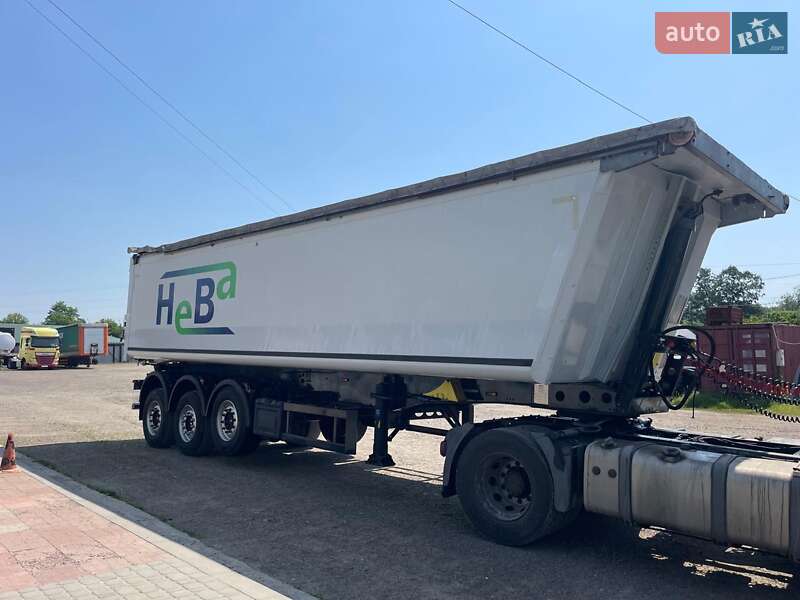 Самосвал полуприцеп Schmitz Cargobull S01 2013 в 