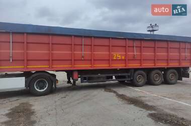 Зерновоз - напівпричіп Schmitz Cargobull S01 2000 в Прилуках
