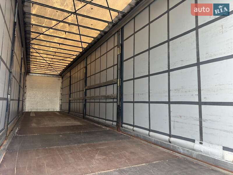 Тентований борт (штора) - напівпричіп Schmitz Cargobull S01 2007 в Луцьку