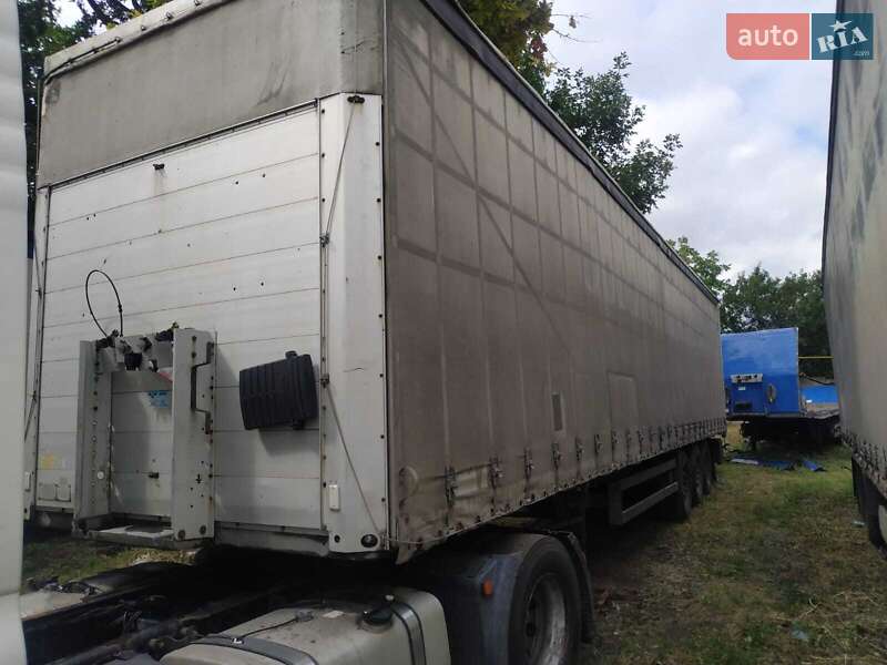 Платформа полуприцеп Schmitz Cargobull S01 2006 в Харькове