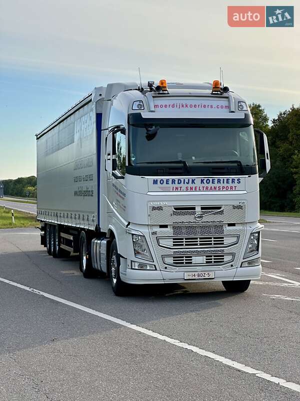 Тентований борт (штора) - напівпричіп Schmitz Cargobull S01 2016 в Бродах